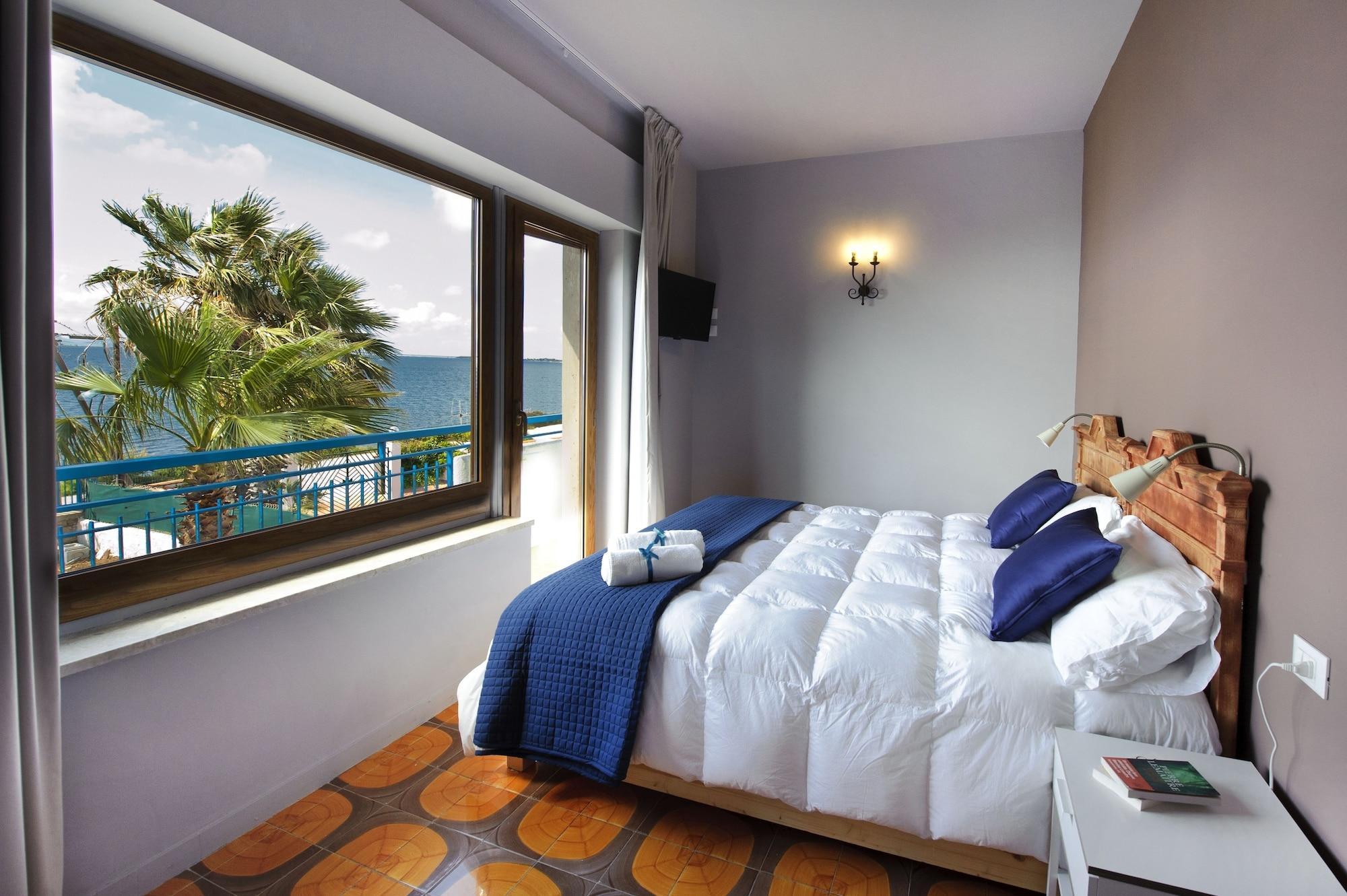 Relais Lo Stagnone Hotel 3*